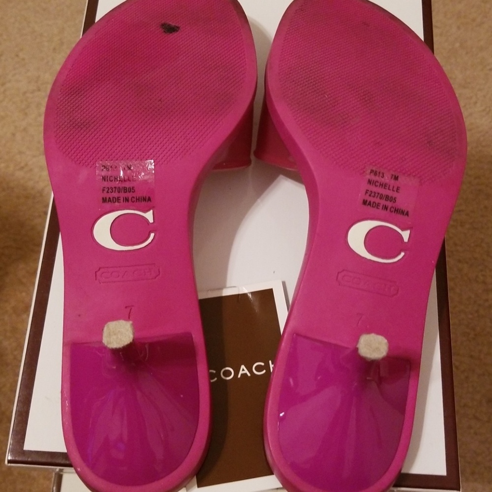 Shoes - Picture 5 of 8